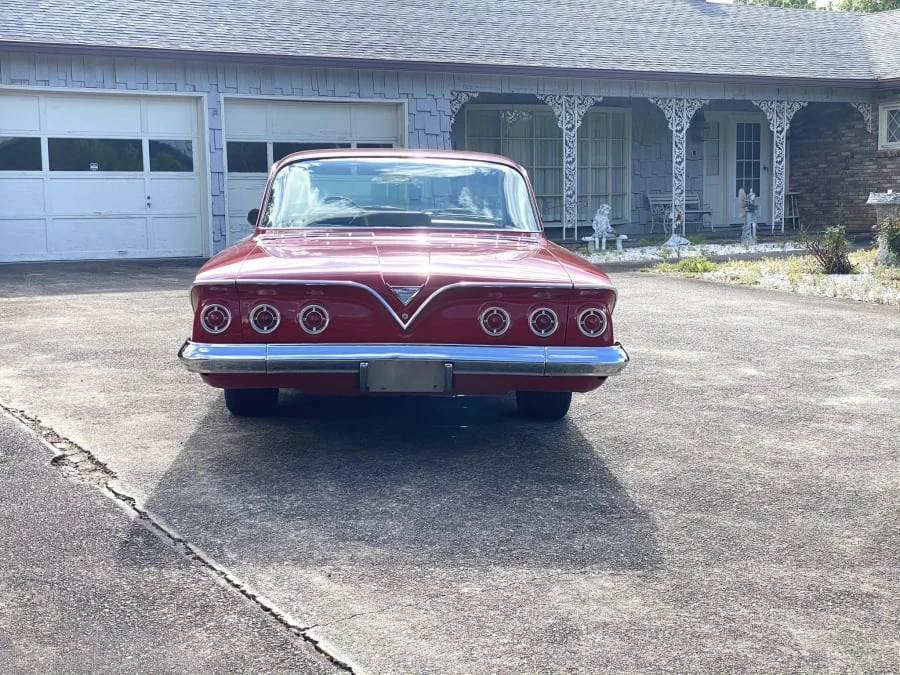 1961 Chevrolet Impala 3rd Gen - Image 11 of 15