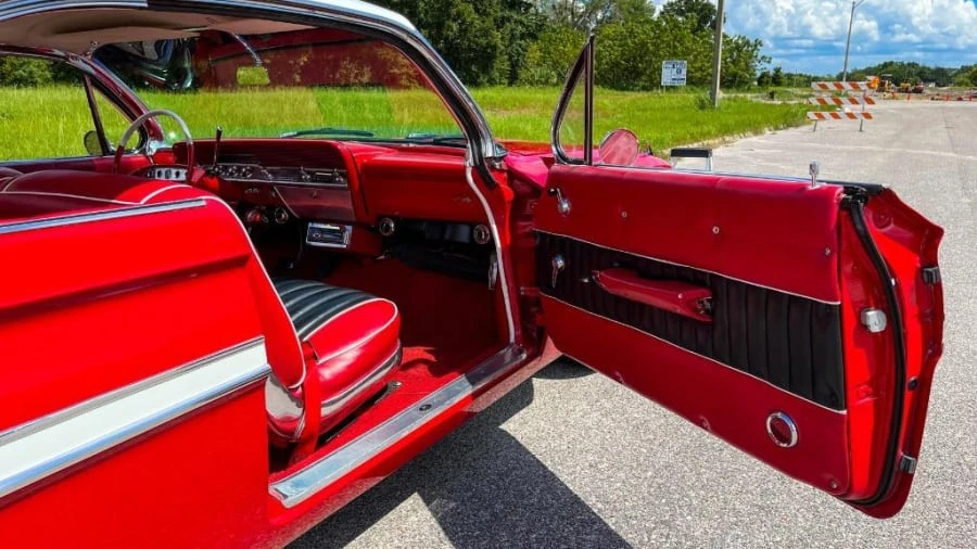 1961 Chevrolet Impala 3rd Gen - Image 19 of 24
