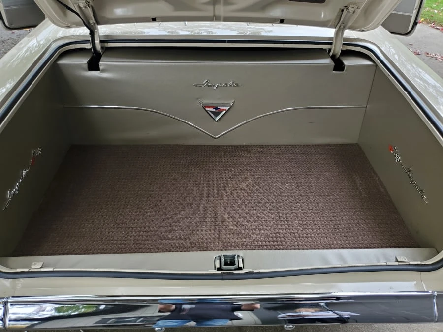 1961 Chevrolet Impala 3rd Gen - Image 16 of 17