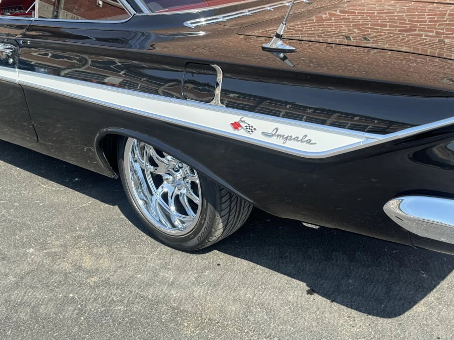 1961 Chevrolet Impala 3rd Gen - Image 6 of 16