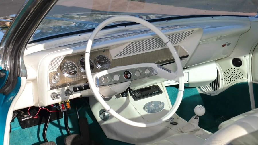 1961 Chevrolet Impala 3rd Gen - Image 9 of 21