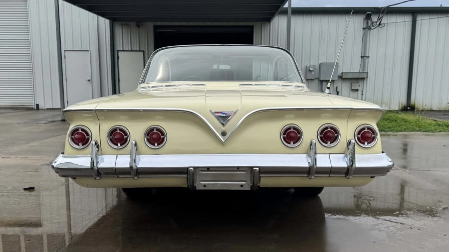 1961 Chevrolet Impala 3rd Gen - Image 5 of 14