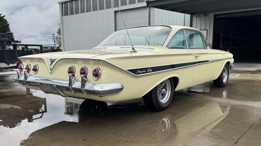 1961 Chevrolet Impala 3rd Gen - Image 3 of 14