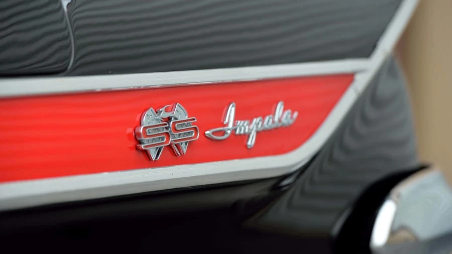 1961 Chevrolet Impala 3rd Gen - Image 16 of 28