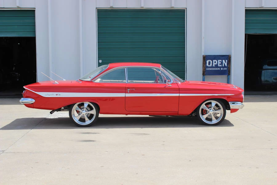 1961 Chevrolet Impala 3rd Gen - Image 2 of 9