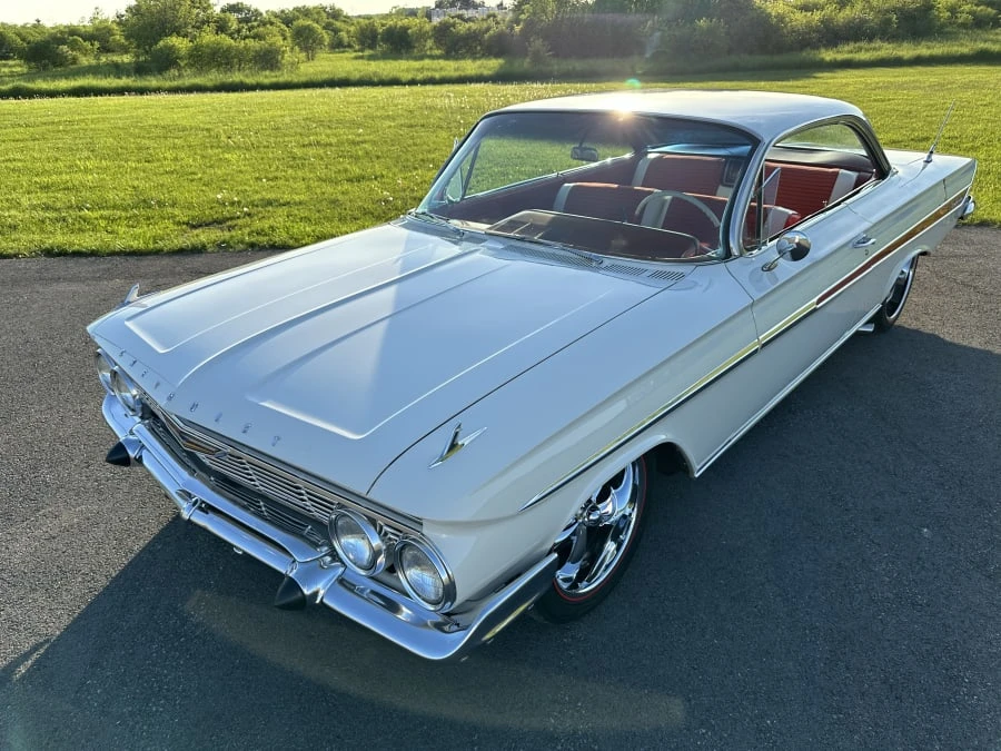 1961 Chevrolet Impala 3rd Gen - Image 14 of 31