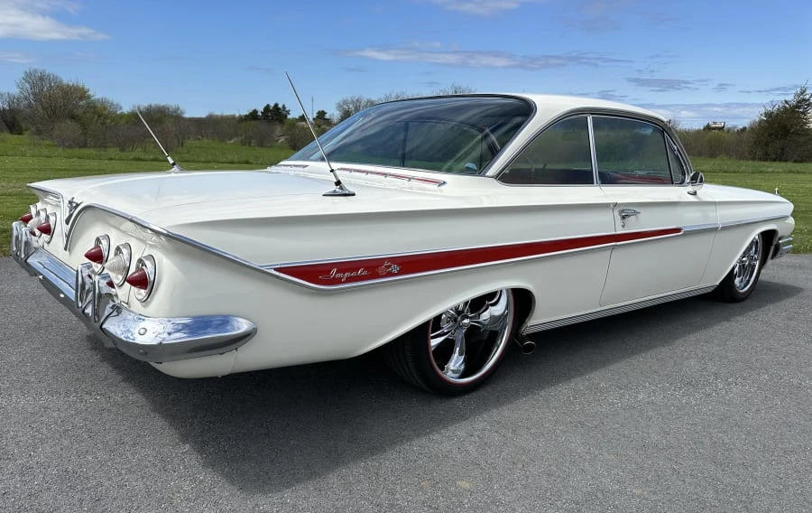 1961 Chevrolet Impala 3rd Gen - Image 11 of 31