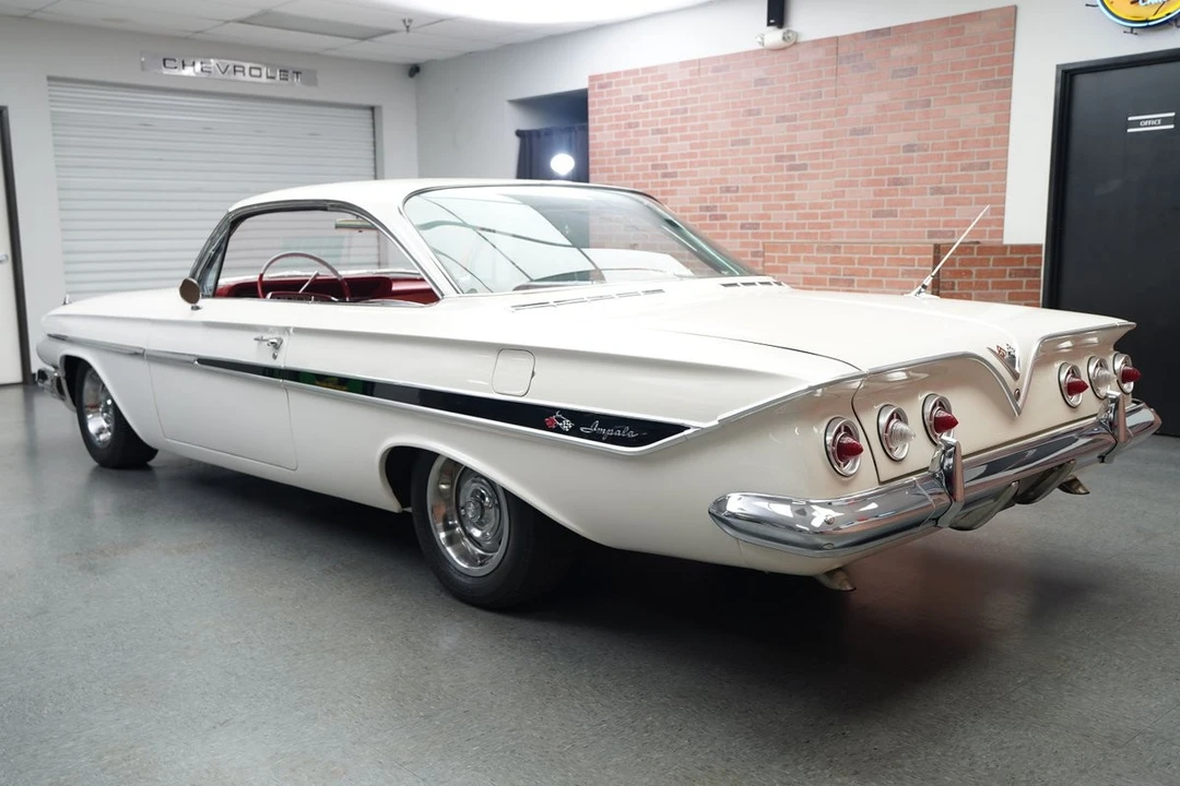 1961 Chevrolet Impala 3rd Gen - Image 4 of 31