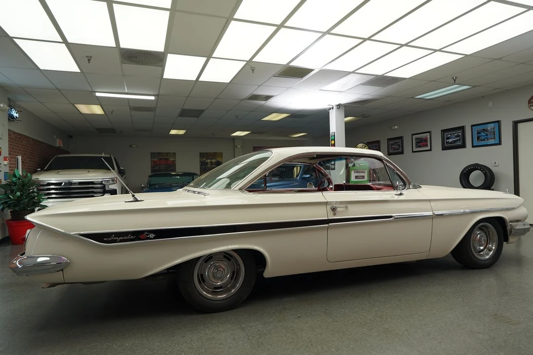 1961 Chevrolet Impala 3rd Gen - Image 7 of 31
