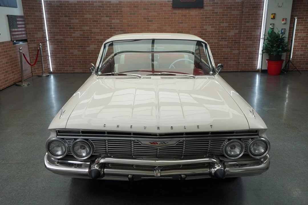 1961 Chevrolet Impala 3rd Gen - Image 9 of 31