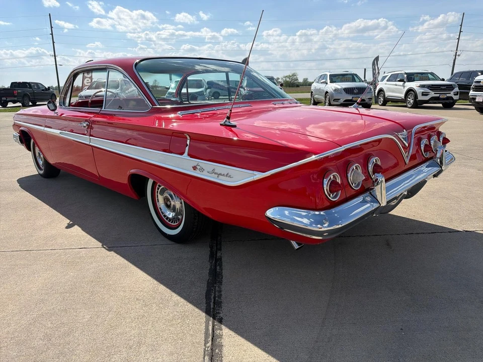 1961 Chevrolet Impala 3rd Gen - Image 6 of 31