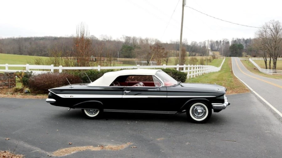 1961 Chevrolet Impala 3rd Gen - Image 11 of 12