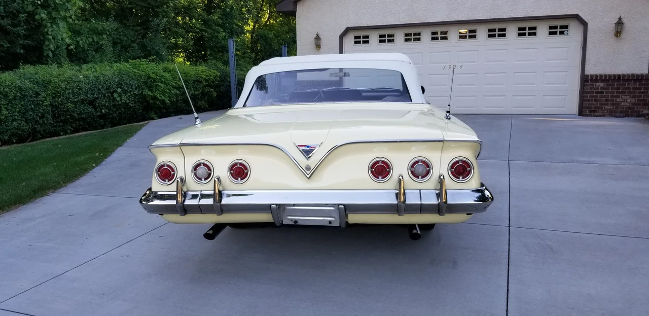 1961 Chevrolet Impala 3rd Gen - Image 16 of 31
