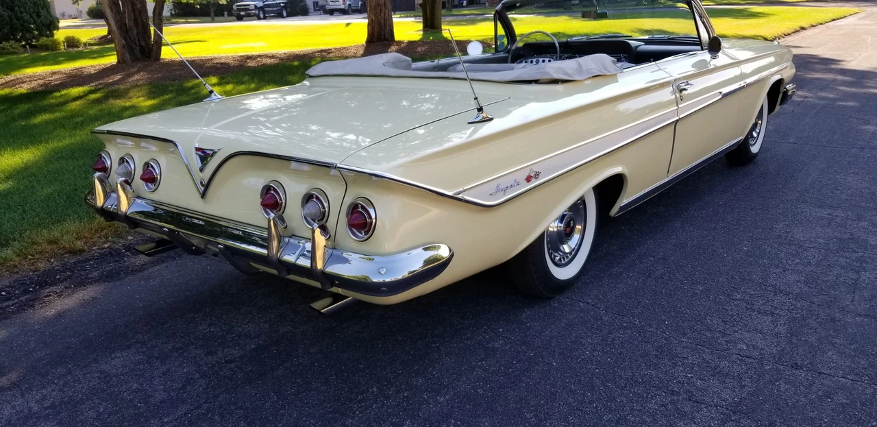 1961 Chevrolet Impala 3rd Gen - Image 7 of 31