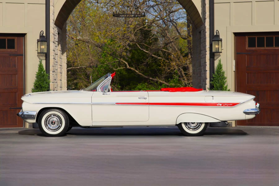 1961 Chevrolet Impala 3rd Gen - Image 11 of 31