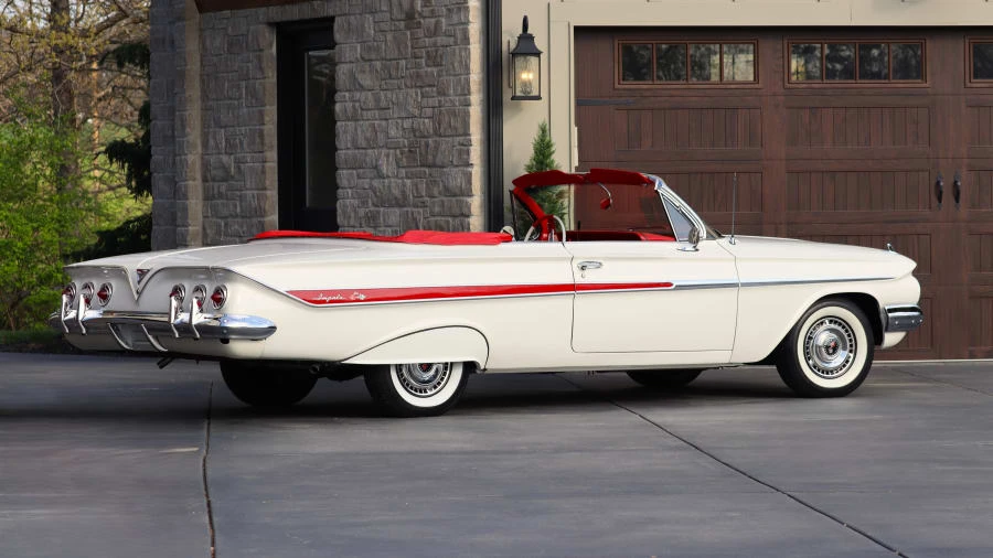 1961 Chevrolet Impala 3rd Gen - Image 12 of 31