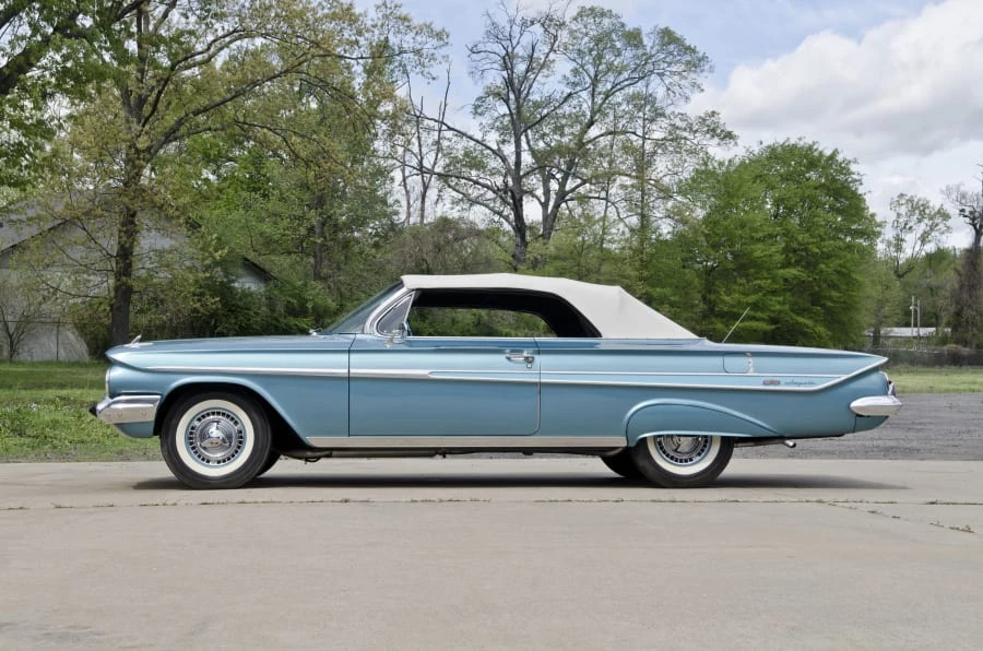 1961 Chevrolet Impala 3rd Gen - Image 2 of 9