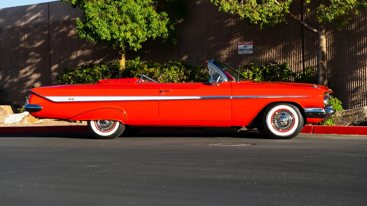 1961 Chevrolet Impala 3rd Gen - Image 2 of 31
