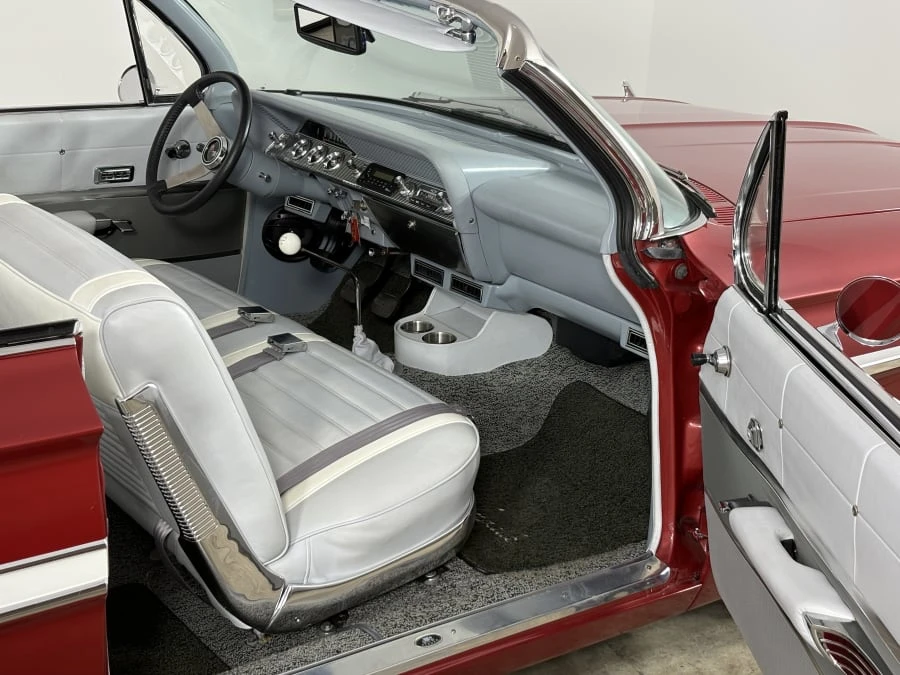 1961 Chevrolet Impala 3rd Gen - Image 21 of 28