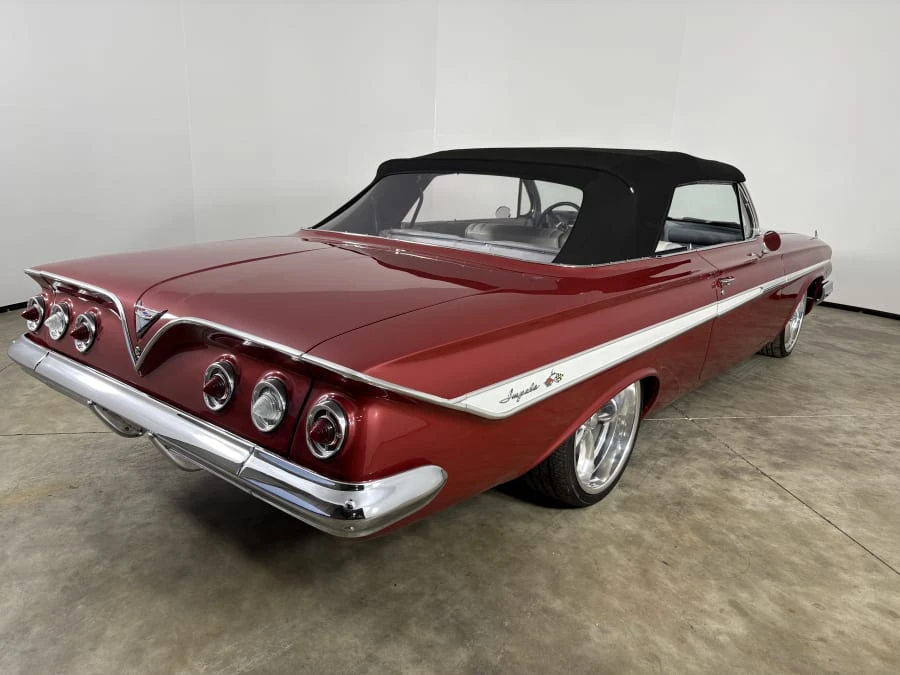 1961 Chevrolet Impala 3rd Gen - Image 13 of 28