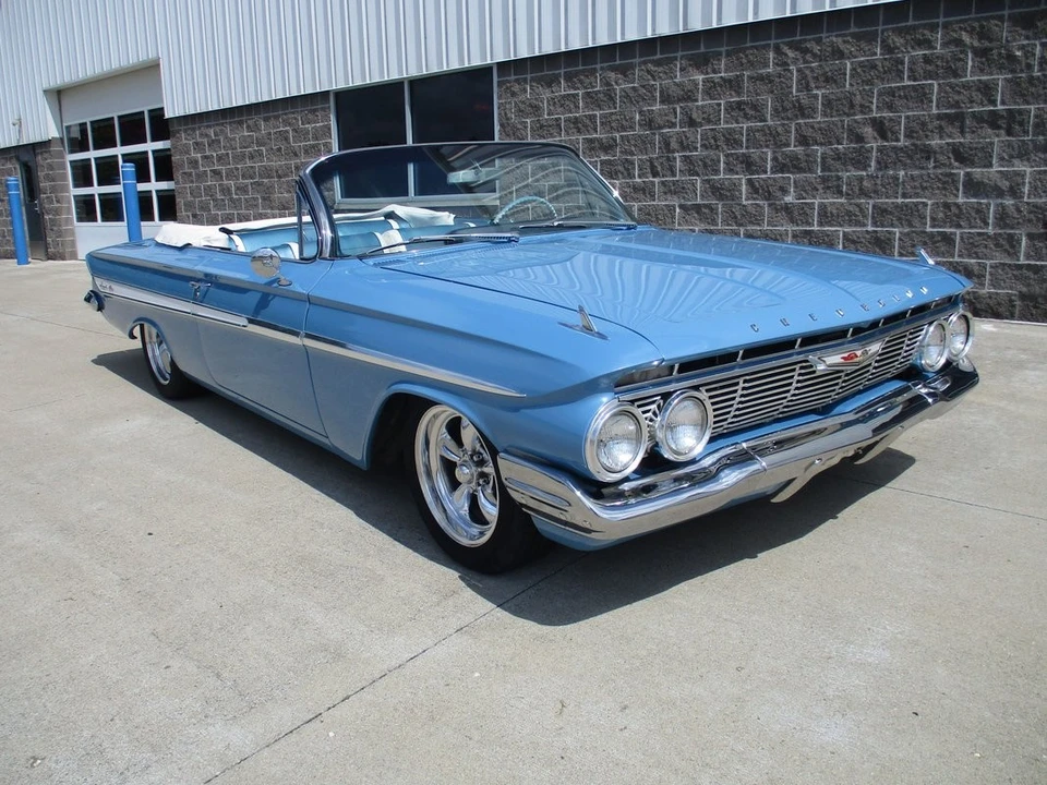 1961 Chevrolet Impala 3rd Gen - Image 4 of 31