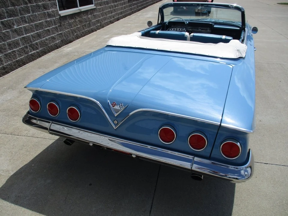 1961 Chevrolet Impala 3rd Gen - Image 24 of 31