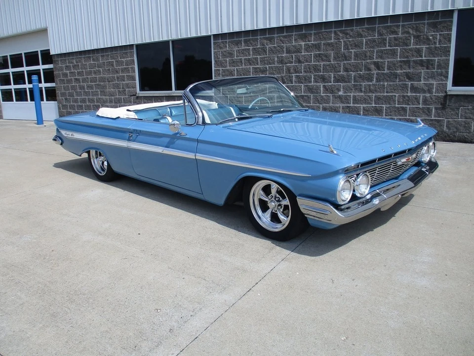 1961 Chevrolet Impala 3rd Gen - Image 2 of 31