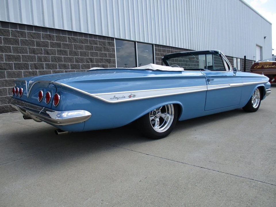 1961 Chevrolet Impala 3rd Gen - Image 13 of 31