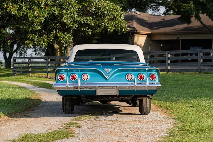1961 Chevrolet Impala 3rd Gen - Image 5 of 31