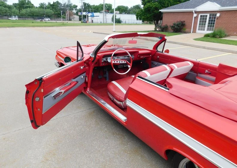 1961 Chevrolet Impala 3rd Gen - Image 15 of 31
