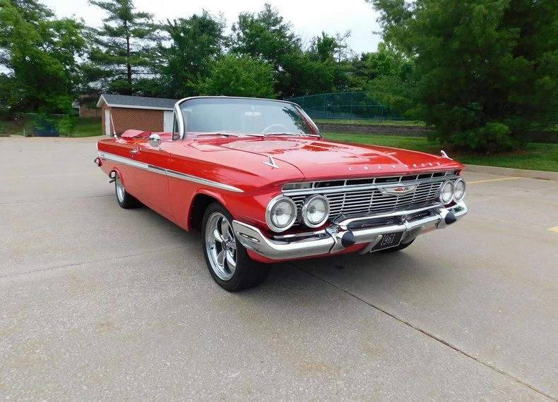 1961 Chevrolet Impala 3rd Gen - Image 25 of 31