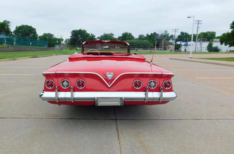 1961 Chevrolet Impala 3rd Gen - Image 28 of 31