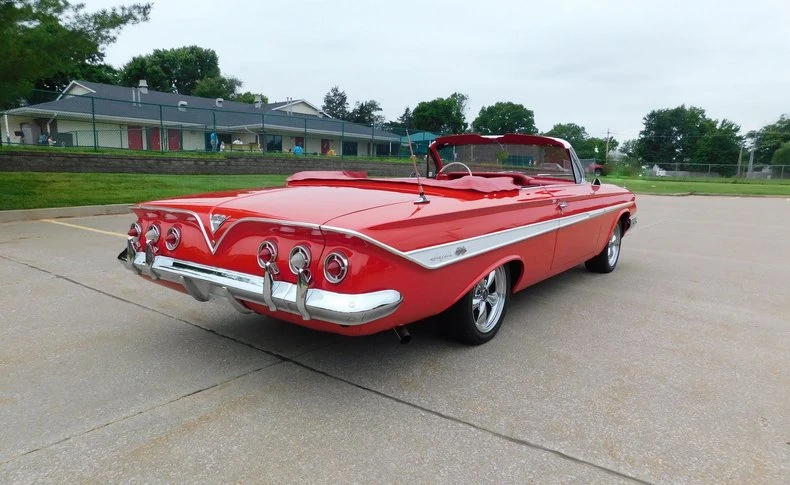 1961 Chevrolet Impala 3rd Gen - Image 27 of 31