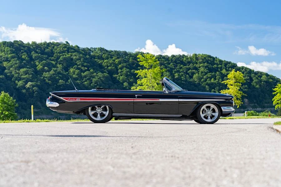 1961 Chevrolet Impala 3rd Gen - Image 2 of 31