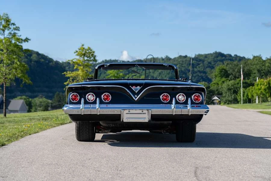 1961 Chevrolet Impala 3rd Gen - Image 5 of 31