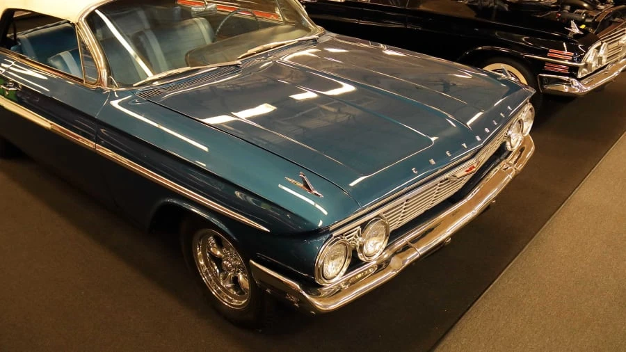1961 Chevrolet Impala 3rd Gen - Image 17 of 18