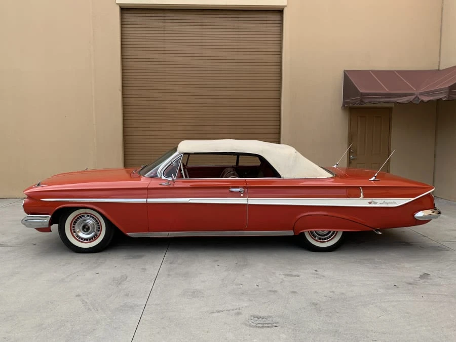 1961 Chevrolet Impala 3rd Gen - Image 9 of 12