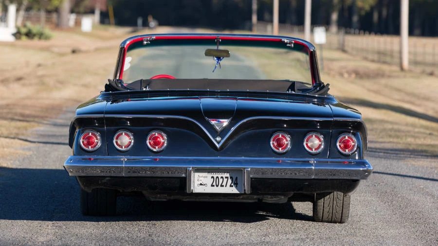 1961 Chevrolet Impala 3rd Gen - Image 16 of 20