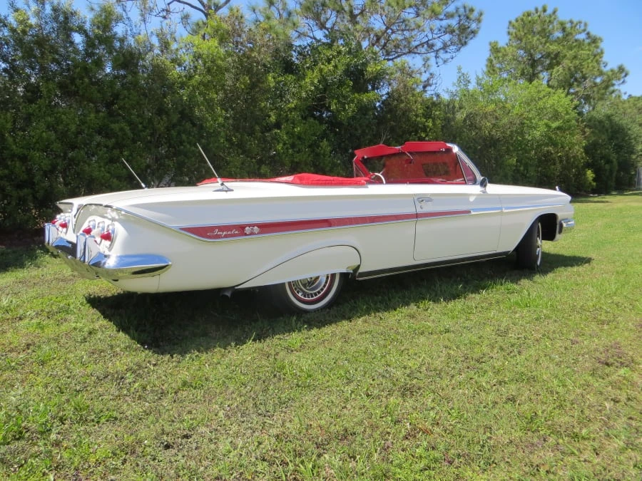1961 Chevrolet Impala 3rd Gen - Image 3 of 9