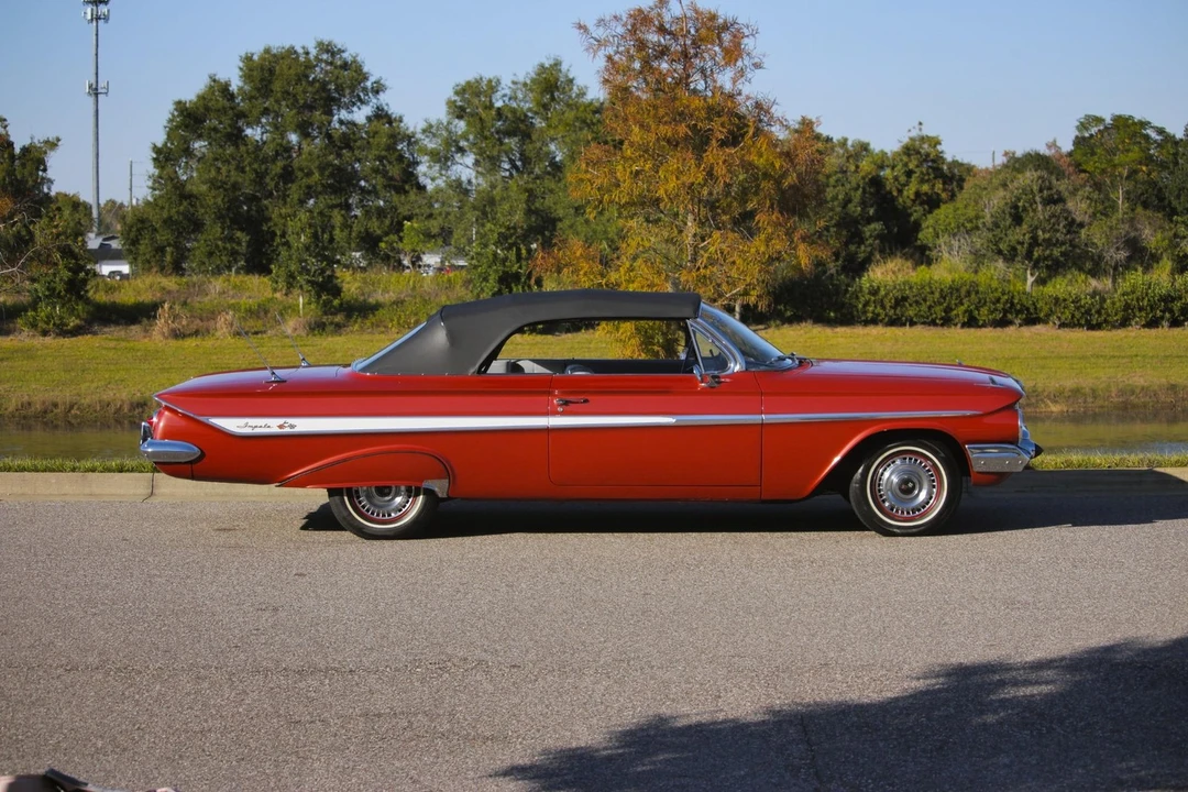 1961 Chevrolet Impala 3rd Gen - Image 26 of 31