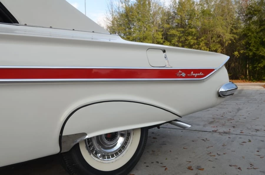 1961 Chevrolet Impala 3rd Gen - Image 9 of 10