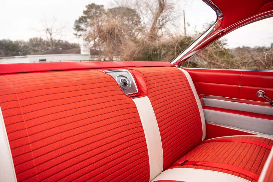 1961 Chevrolet Impala 3rd Gen - Image 25 of 31