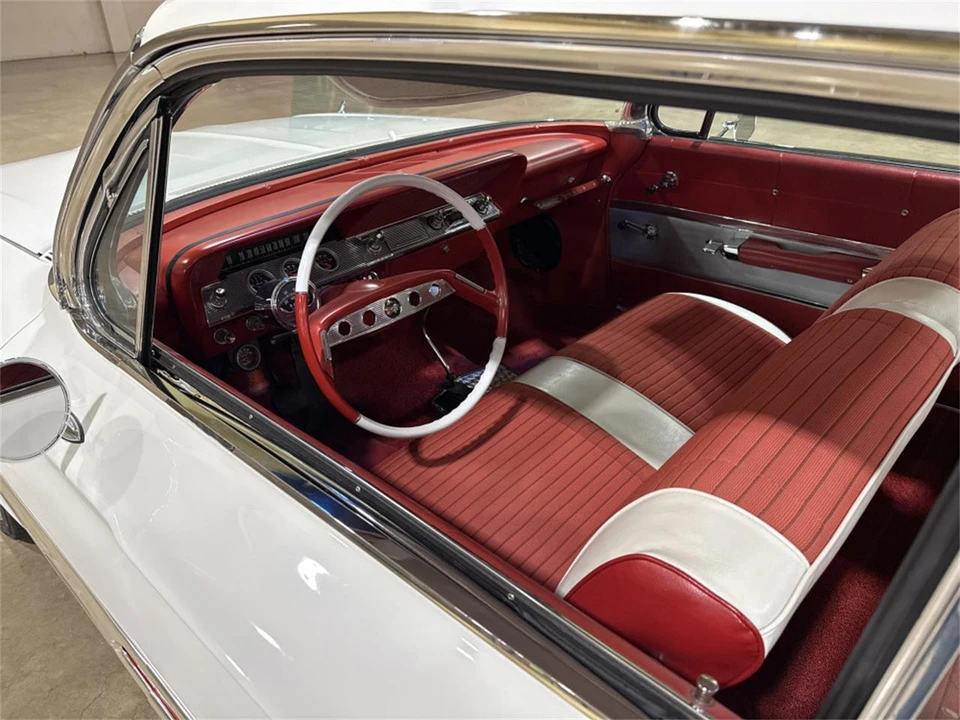 1961 Chevrolet Impala SS 3rd Gen - Image 8 of 17
