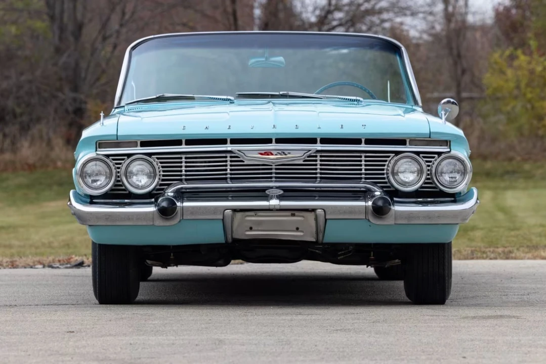 1961 Chevrolet Impala SS 3rd Gen - Image 27 of 31