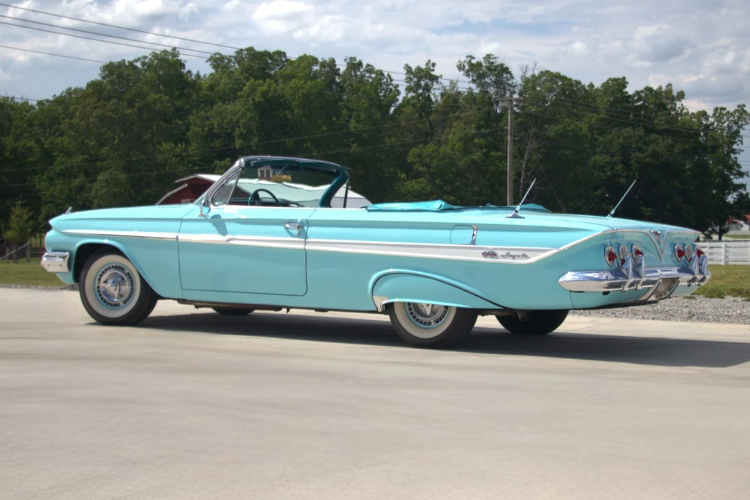 1961 Chevrolet Impala SS 3rd Gen - Image 23 of 31