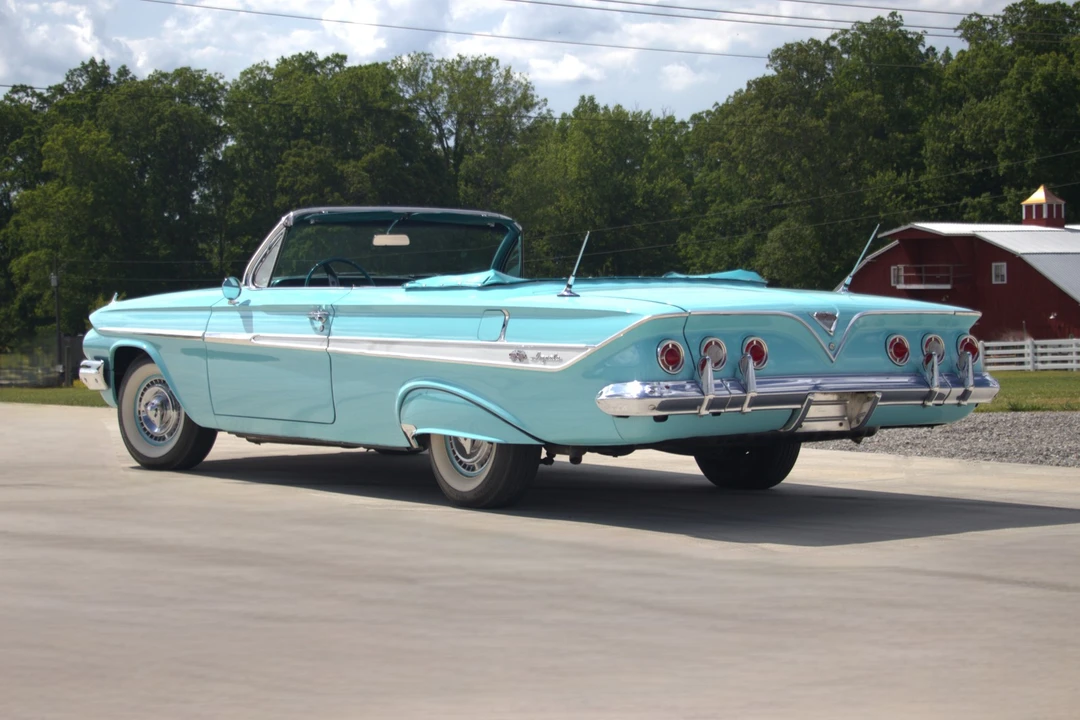 1961 Chevrolet Impala SS 3rd Gen - Image 9 of 31