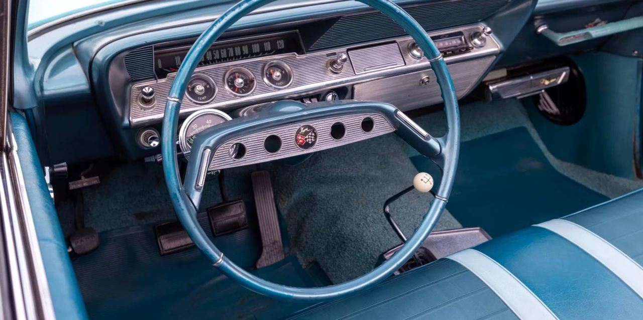 1961 Chevrolet Impala SS 3rd Gen - Image 10 of 31