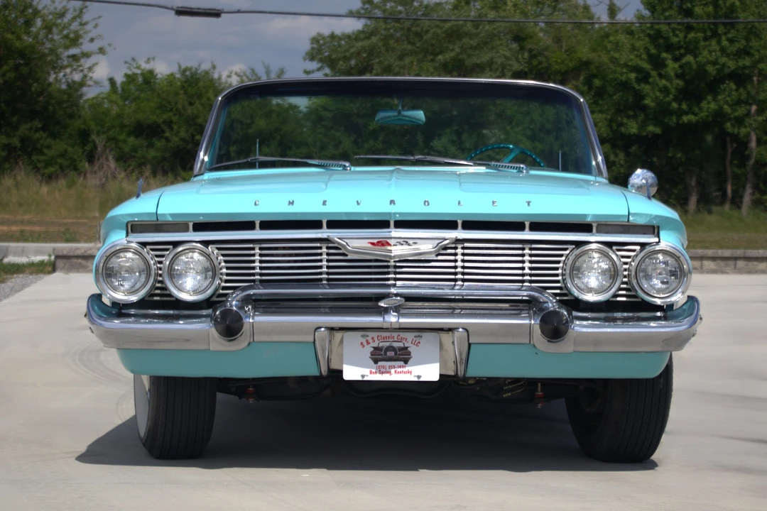 1961 Chevrolet Impala SS 3rd Gen - Image 2 of 31