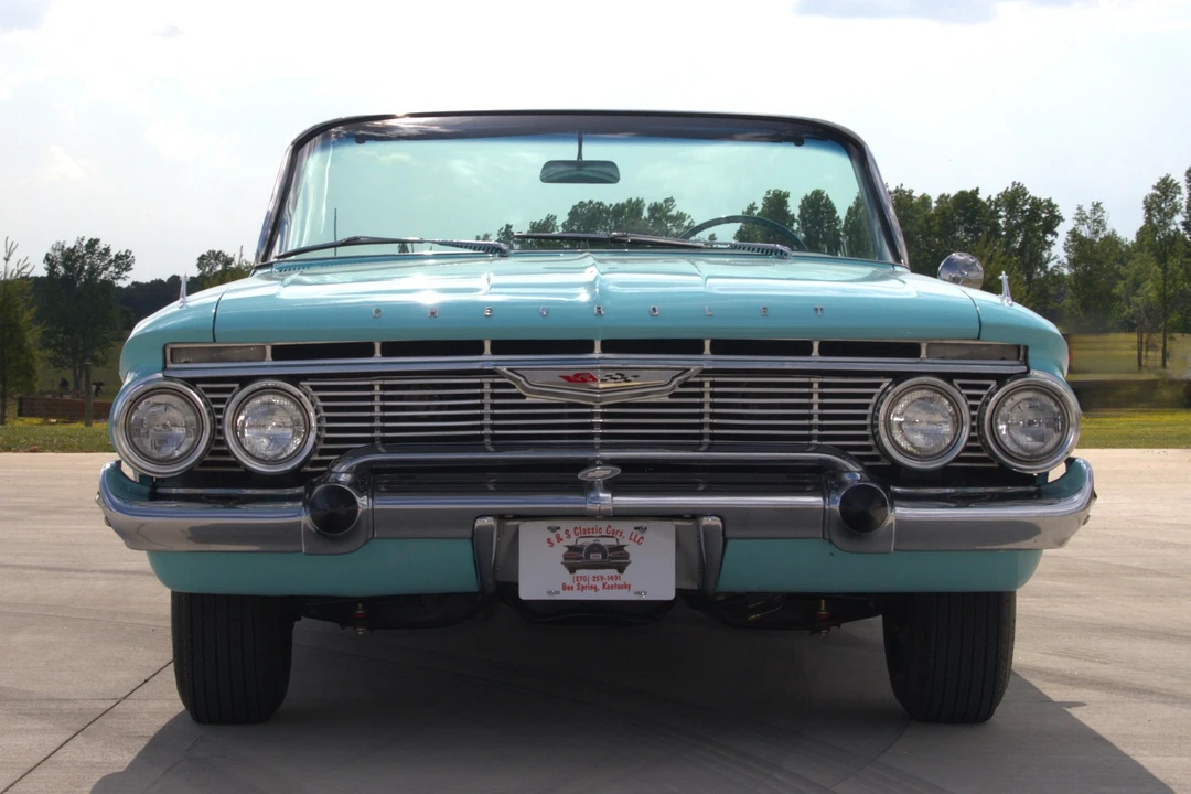1961 Chevrolet Impala SS 3rd Gen - Image 20 of 31