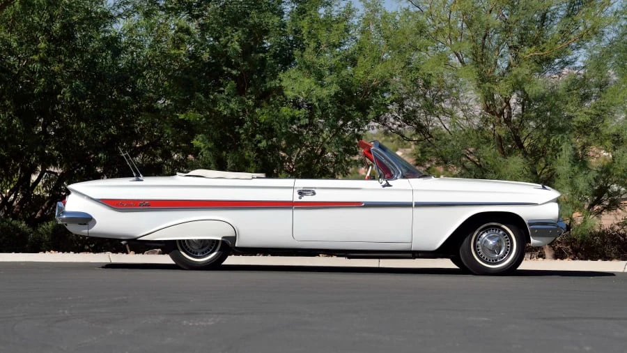 1961 Chevrolet Impala 3rd Gen - Image 11 of 12